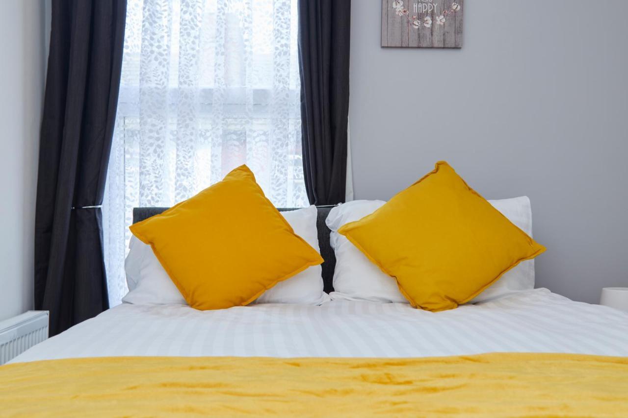 Stylish Blackpool Gem - Great Location! Экстерьер фото